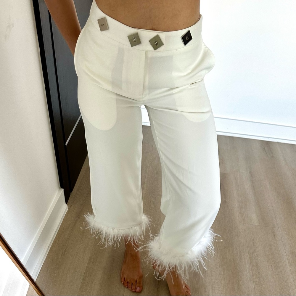 New without tags💫 Elegant Boutique White Feather Trim Pants